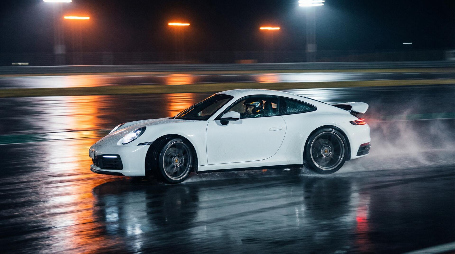 四虎视频跑车频道